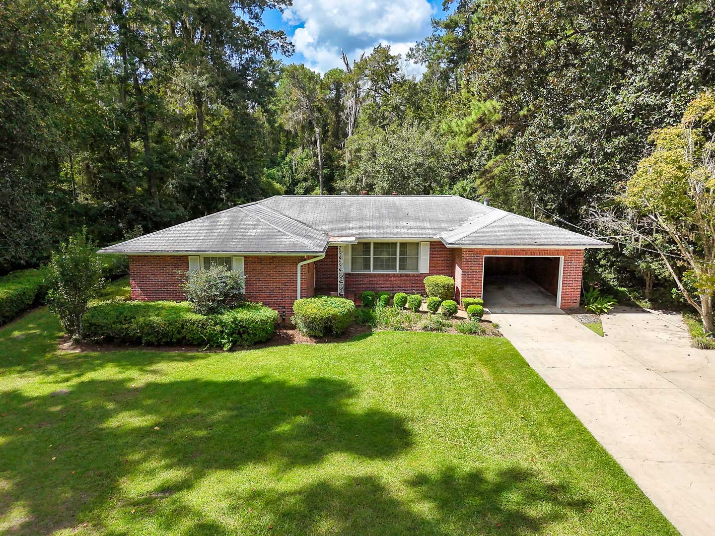 Front exterior of 601 Partridge Drive in Thomasville, Georgia